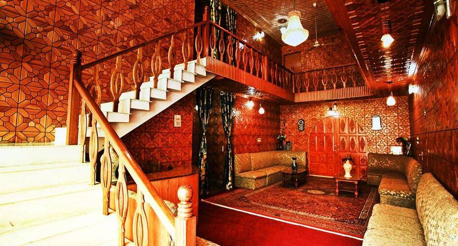 Hotel Pearl Continental, Srinagar 3